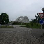Silniční most přes řeku Olši slouží jen pro pěší a cyklistickou dopravu